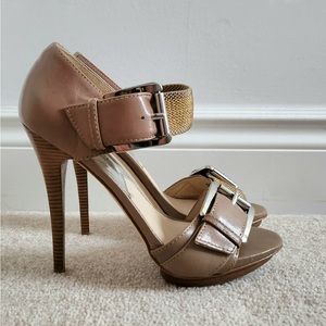 MICHAEL KORS taupe gold leather platform sandal style heels US 7 women’s